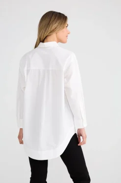 Brave & True Gemma Shirt - White Amore
