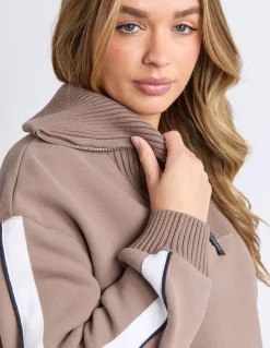 Foxwood Knit Collar Crew - Brown