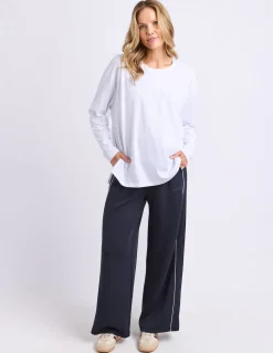 Foxwood Simplified Long Sleeve Tee - White