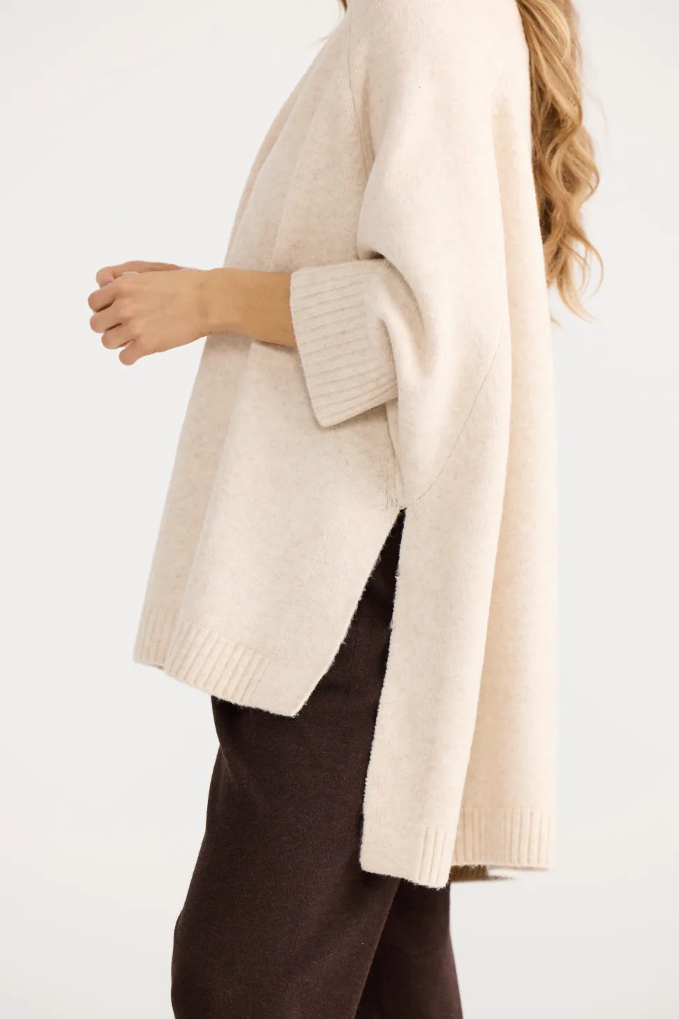 Home Love Cinder Poncho - Oat