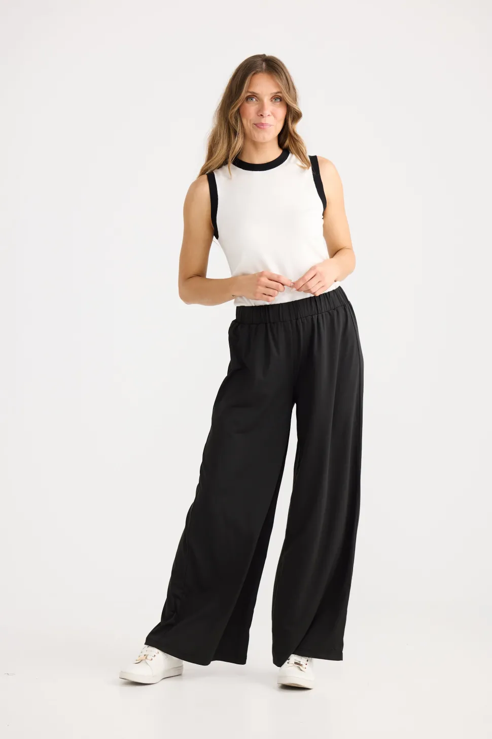 Home Love Tovi Flare Pant - Black