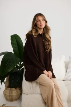 Home Love Woodside Poncho - Chocolate