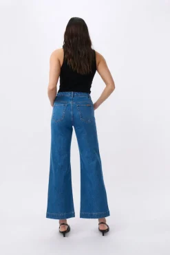 Kireina Freya Jean - 90's Blue