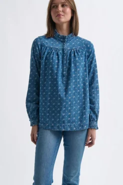 Kireina Tamara Shirt - Denim with Flower