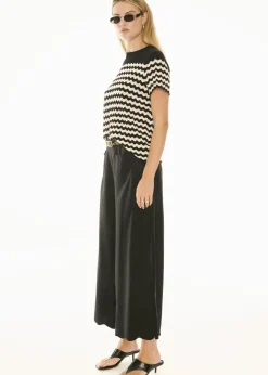 POL Bonde Knit Tee- Black/Ivory