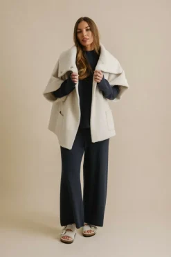 Talamaya Sherpa Cuddle Coat - Chalk